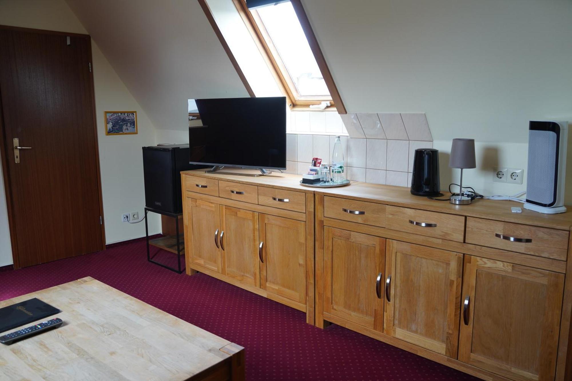 K357 - Hotel & Restaurant "Zur Post" In Otterndorf Bei Cuxhaven ภายนอก รูปภาพ
