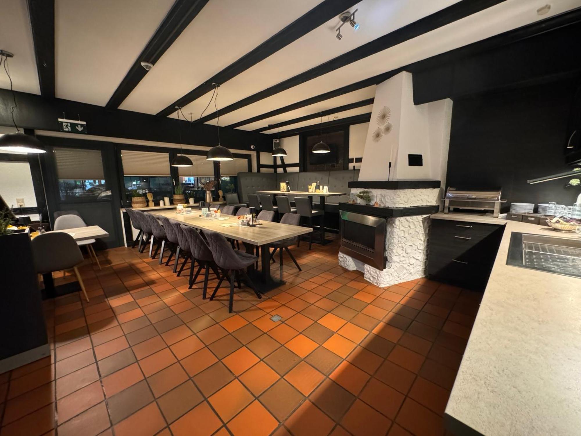 K357 - Hotel & Restaurant "Zur Post" In Otterndorf Bei Cuxhaven ภายนอก รูปภาพ